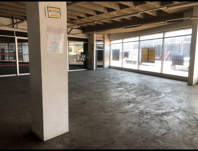 1,680M² BUILDING FOR SALE IN WINDERMERE
